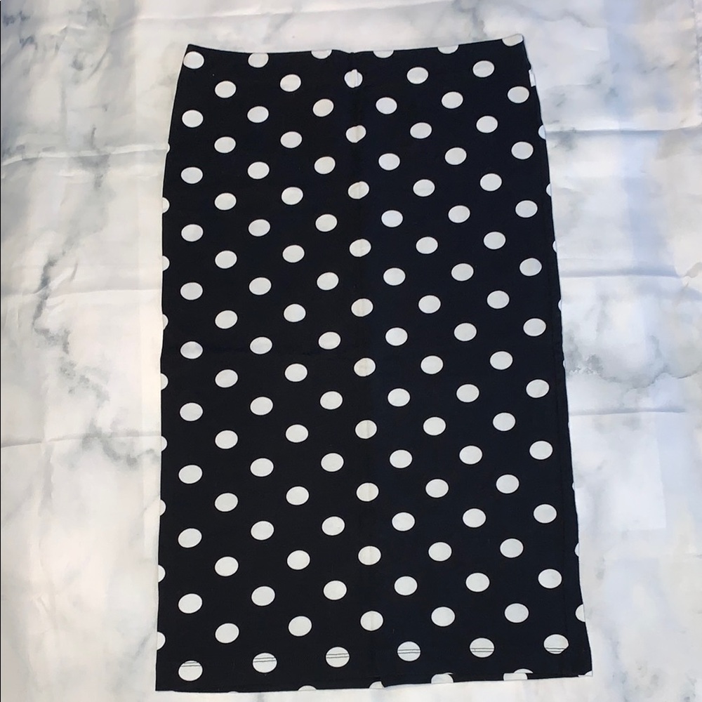 EUC Large Long Polka Dot Pencil Skirt - Black and White